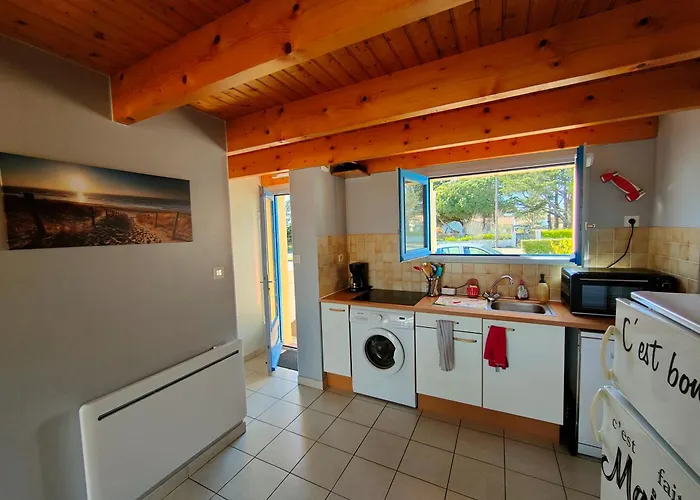 Maison Cosy A 700 M De L'ocean 펜션 *